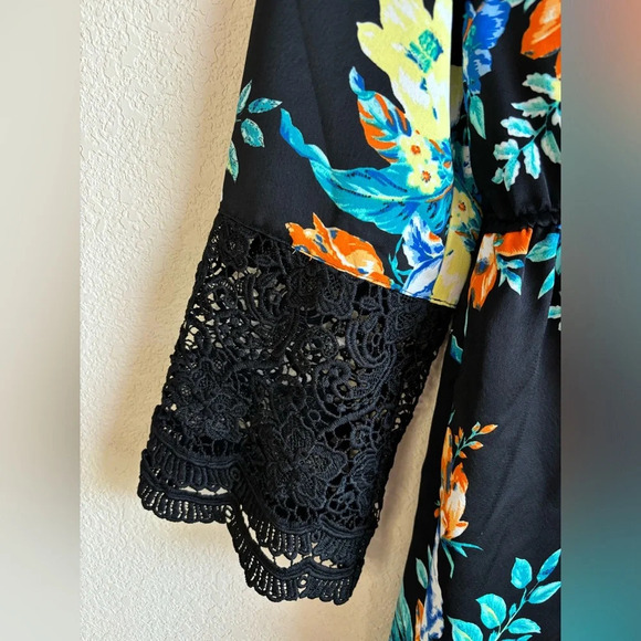 MINKPINK Simply Bloom Playsuit Romper - Picture 6 of 7